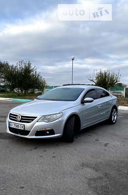 Седан Volkswagen Passat 2011 в Києві