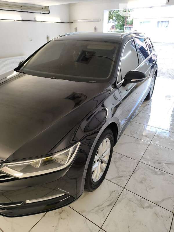Универсал Volkswagen Passat 2015 в Бурыни