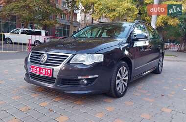 Универсал Volkswagen Passat 2010 в Одессе