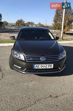 Седан Volkswagen Passat 2012 в Павлограде