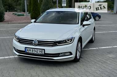 Универсал Volkswagen Passat 2017 в Житомире