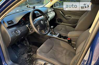 Універсал Volkswagen Passat 2007 в Житомирі