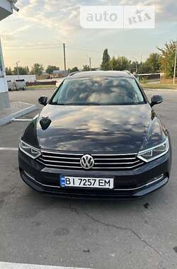 Універсал Volkswagen Passat 2017 в Кременчуці