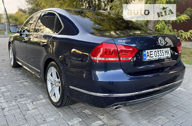 Седан Volkswagen Passat 2013 в Днепре