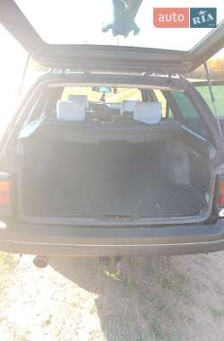 Універсал Volkswagen Passat 1991 в 