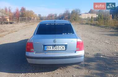 Седан Volkswagen Passat 1998 в Виньковцах