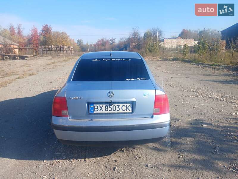 Седан Volkswagen Passat 1998 в Виньковцах