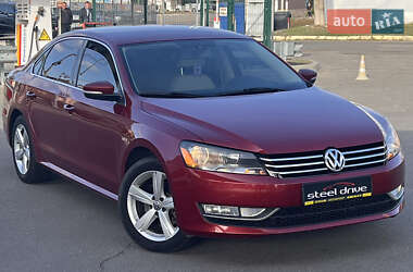 Седан Volkswagen Passat 2015 в Николаеве