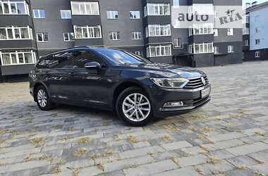 Універсал Volkswagen Passat 2014 в Охтирці