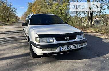 Універсал Volkswagen Passat 1994 в Чернігові