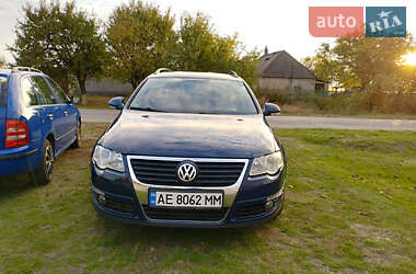 Универсал Volkswagen Passat 2005 в Новомосковске