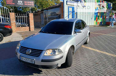 Седан Volkswagen Passat 2003 в Николаеве