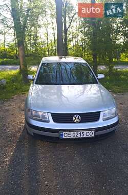 Седан Volkswagen Passat 1999 в Чернівцях