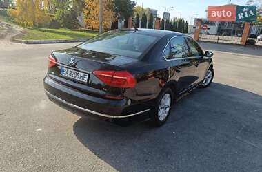 Седан Volkswagen Passat 2016 в Александрие