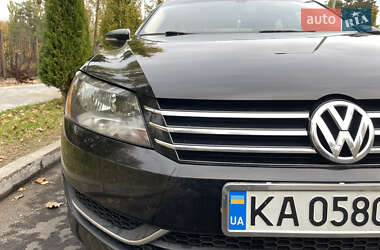 Седан Volkswagen Passat 2011 в Киеве