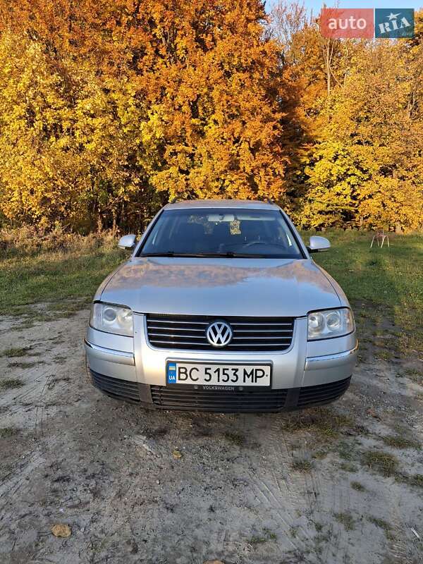 Універсал Volkswagen Passat 2004 в Львові