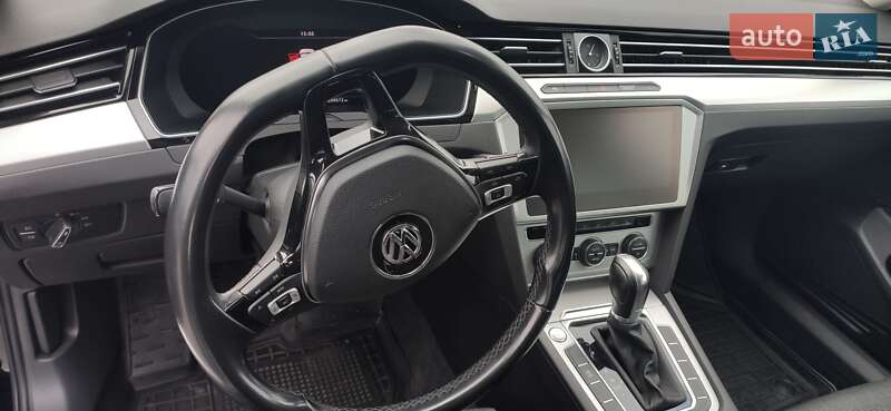 Універсал Volkswagen Passat 2019 в Кропивницькому