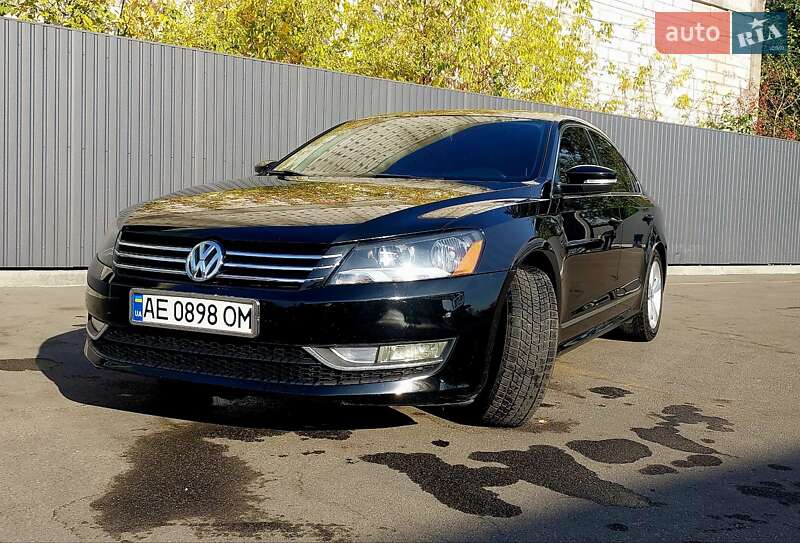 Седан Volkswagen Passat 2015 в Дніпрі