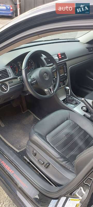 Седан Volkswagen Passat 2015 в Дніпрі