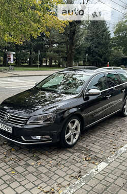 Універсал Volkswagen Passat 2011 в Івано-Франківську