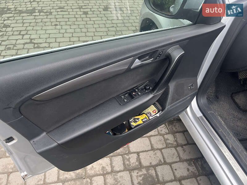 Универсал Volkswagen Passat 2012 в Самборе