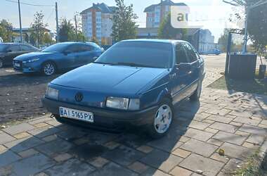 Седан Volkswagen Passat 1988 в Бучі