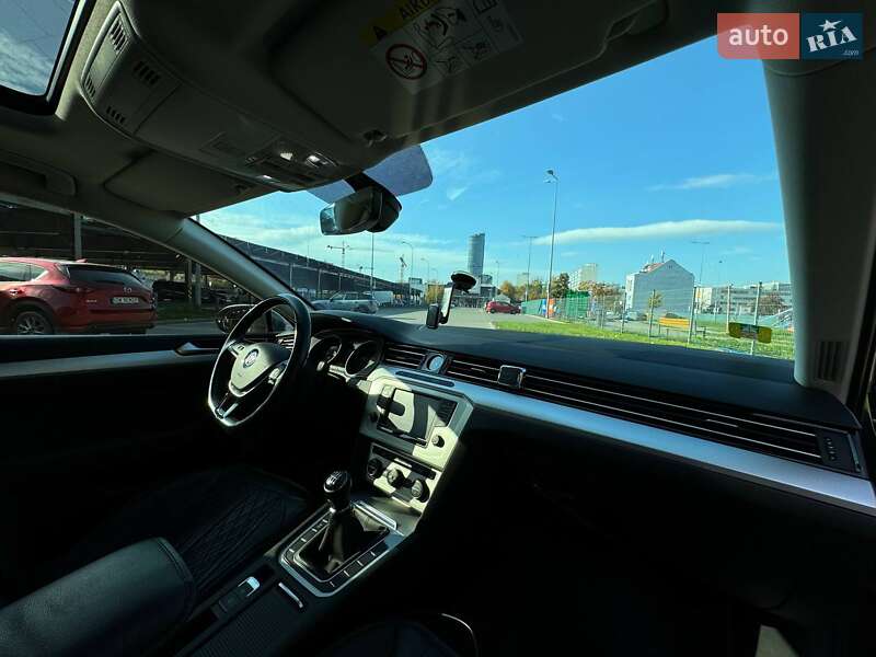 Универсал Volkswagen Passat 2016 в Мурафе