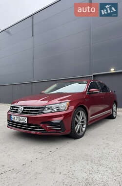 Седан Volkswagen Passat 2016 в Києві