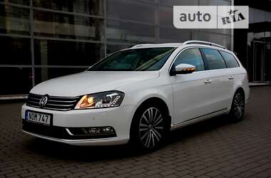 Універсал Volkswagen Passat 2012 в Хмельницькому