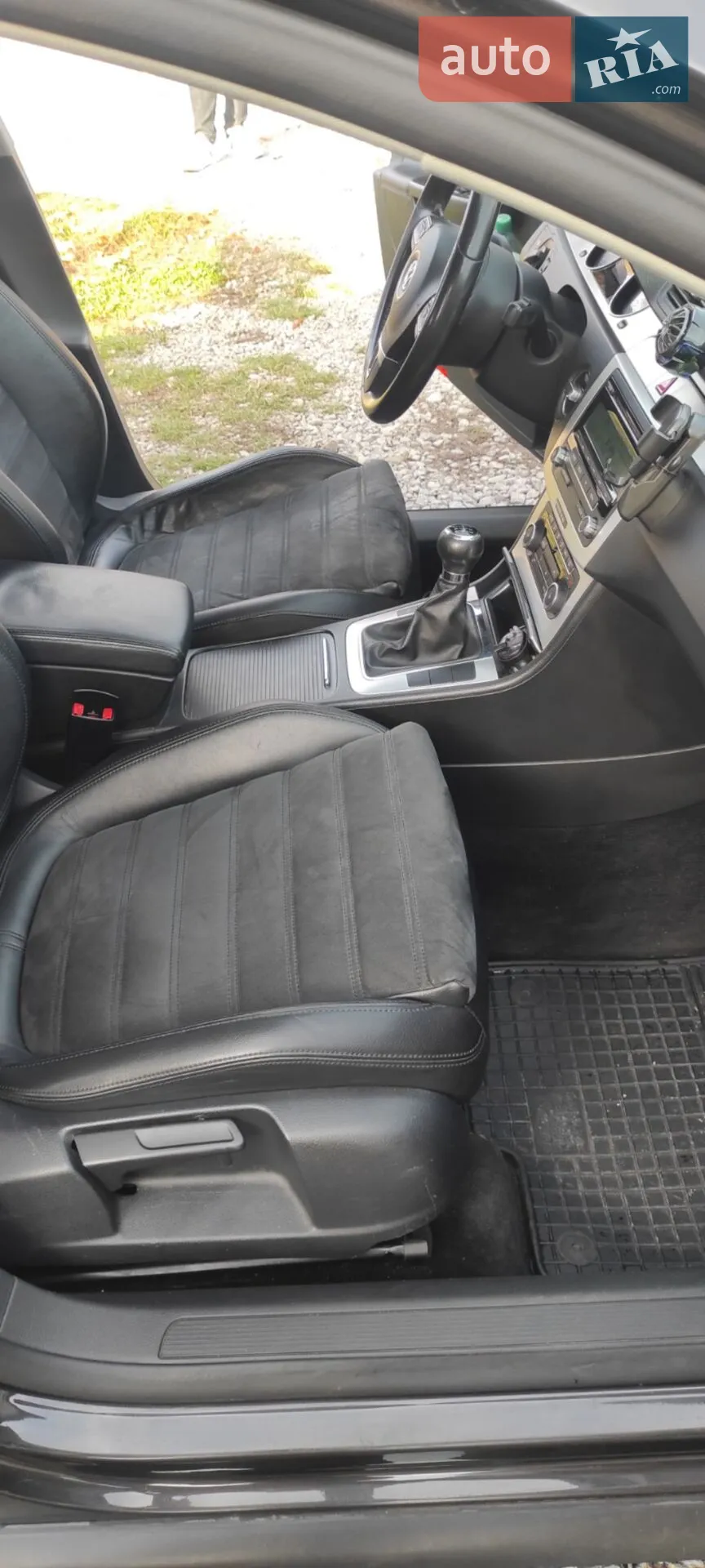 2010 Volkswagen Passat - мініатюра 3