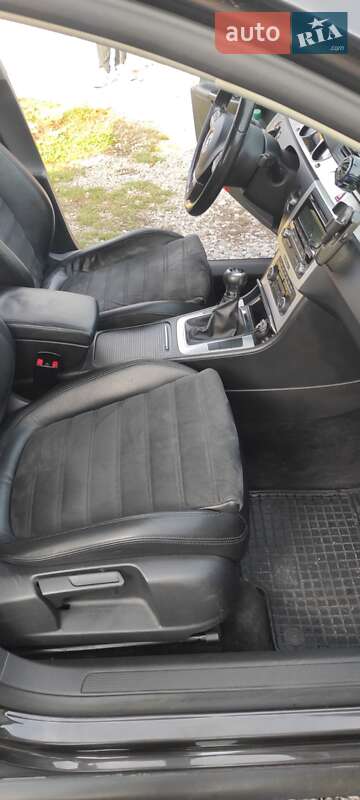 Універсал Volkswagen Passat 2010 в Вінниці