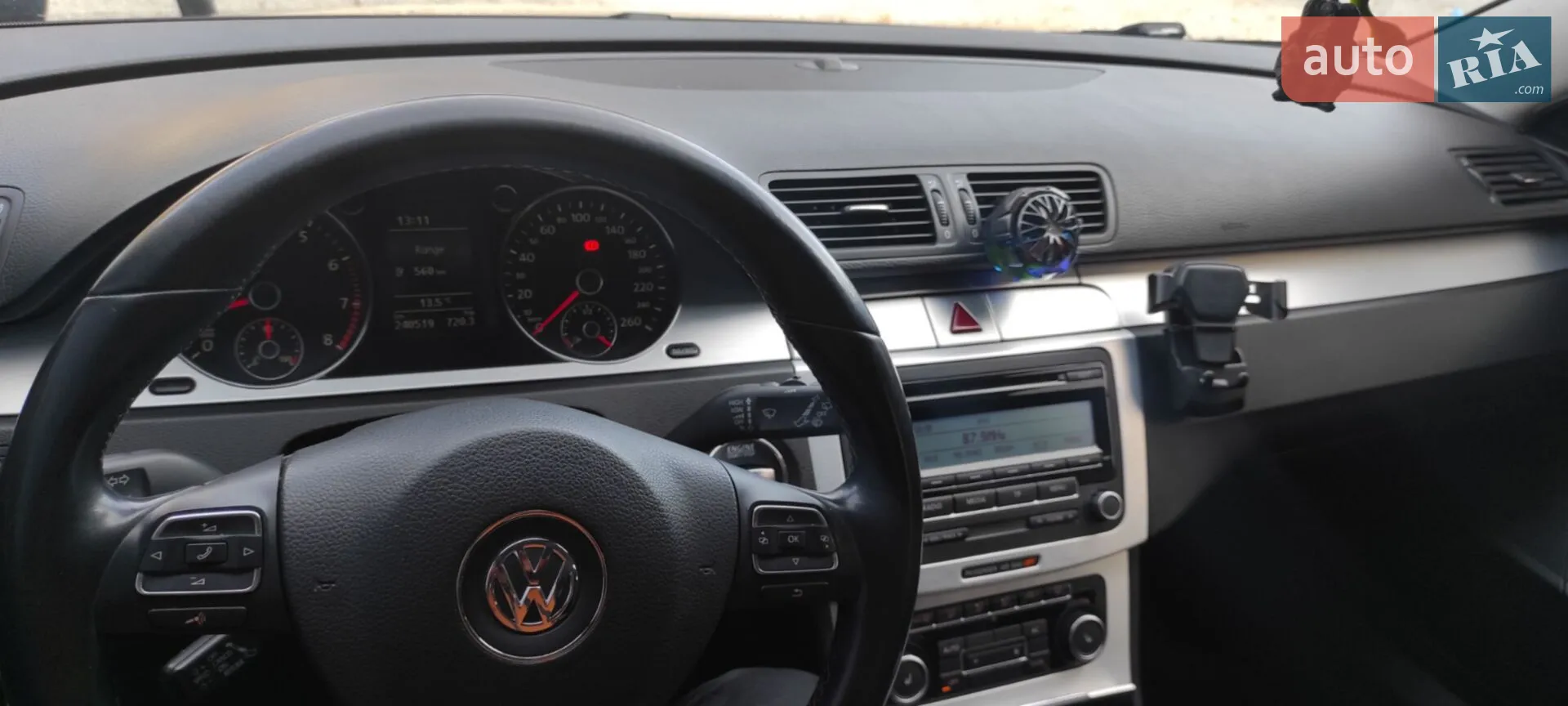 2010 Volkswagen Passat - мініатюра 9