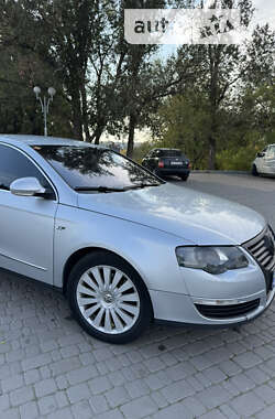 Седан Volkswagen Passat 2005 в Запорожье