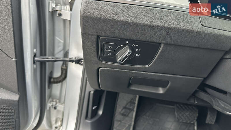 Седан Volkswagen Passat 2019 в Киеве