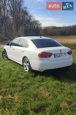 Седан Volkswagen Passat 2011 в Львові