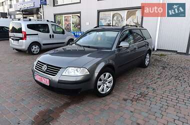 Універсал Volkswagen Passat 2005 в Сарнах