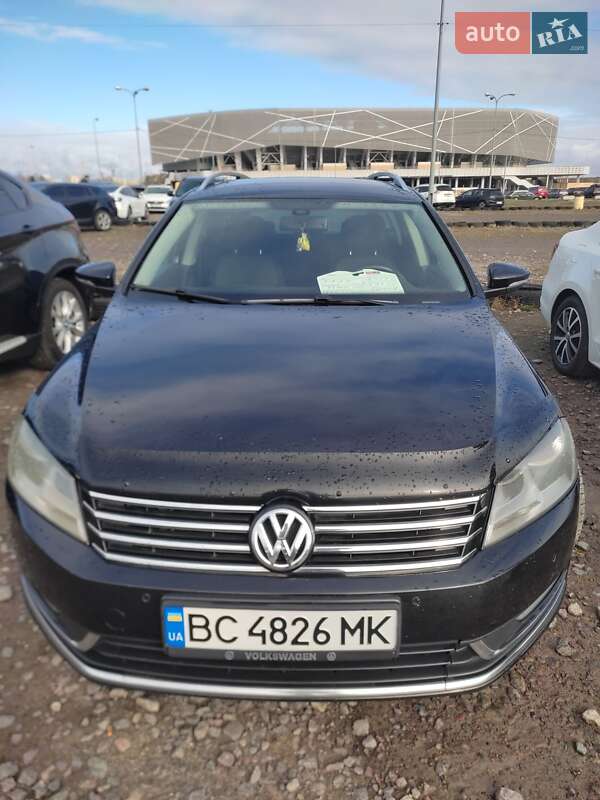 Volkswagen Passat 2011