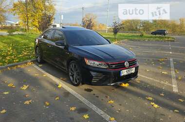 Седан Volkswagen Passat 2018 в Києві