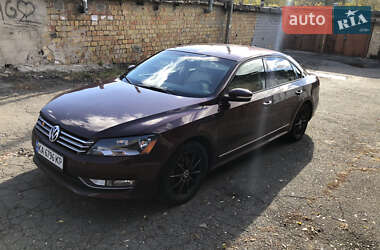 Седан Volkswagen Passat 2013 в Києві