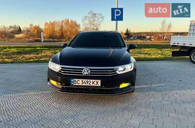 Універсал Volkswagen Passat 2014 в Самборі