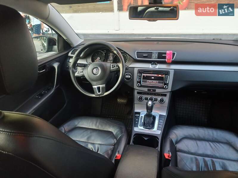 Седан Volkswagen Passat 2012 в Шостке