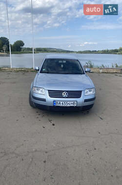 Седан Volkswagen Passat 2003 в Балті