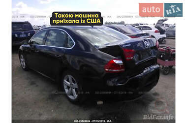 Седан Volkswagen Passat 2013 в Вышгороде