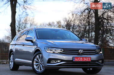 Універсал Volkswagen Passat 2021 в Дрогобичі