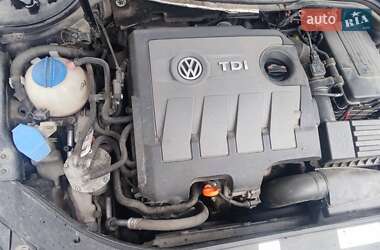 Універсал Volkswagen Passat 2012 в Хмельницькому