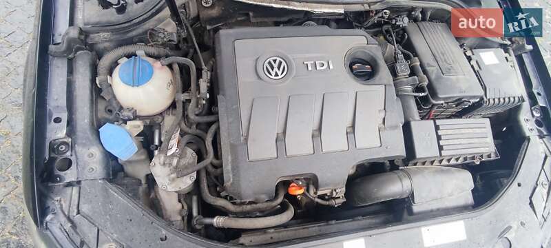 Універсал Volkswagen Passat 2012 в Хмельницькому