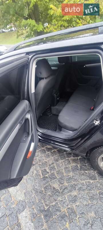 Універсал Volkswagen Passat 2012 в Хмельницькому