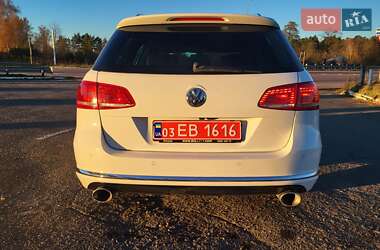 Універсал Volkswagen Passat 2012 в 