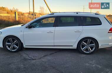 Універсал Volkswagen Passat 2012 в 