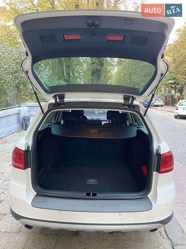 Универсал Volkswagen Passat 2014 в Львове